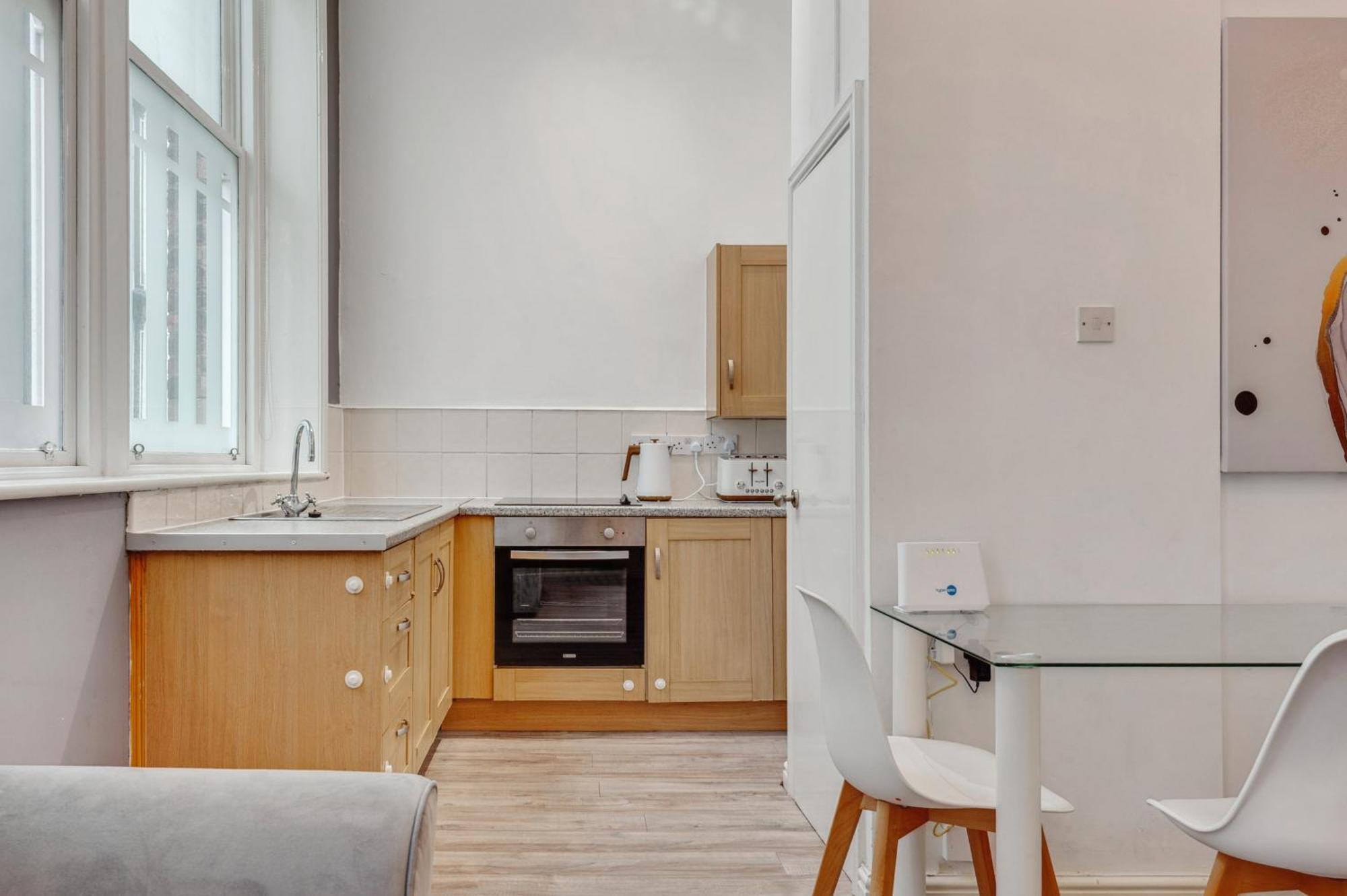 Cozy Retreat Apartment Liverpool